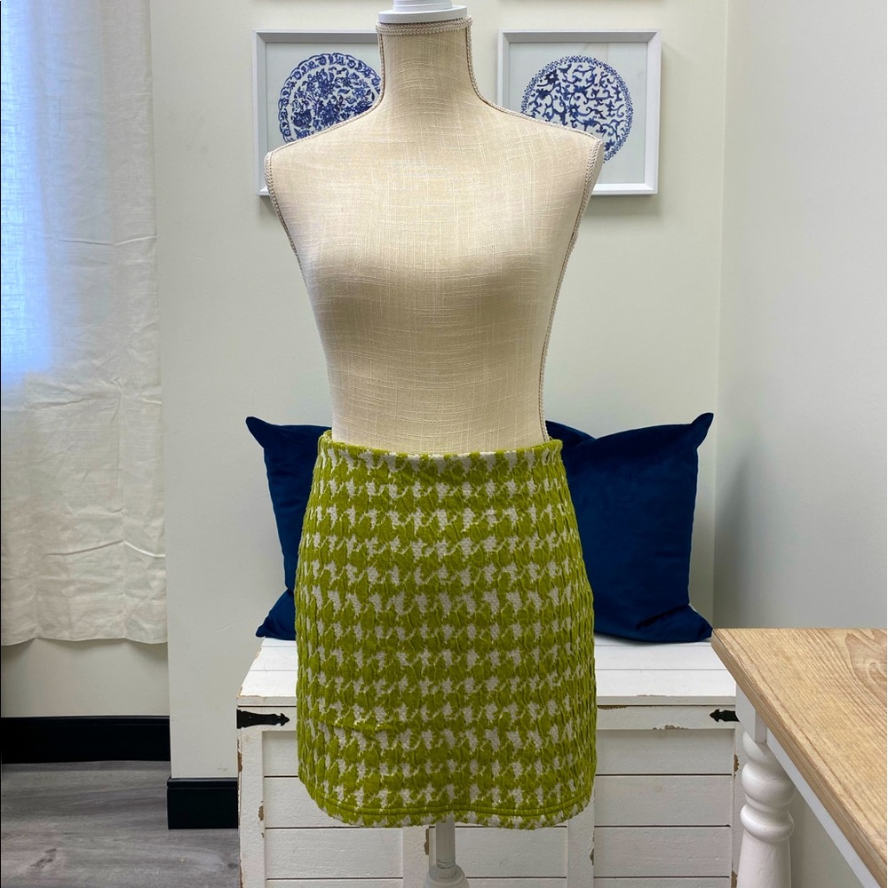 🌳 Urban Outfitters green houndstooth mini skirt🌳